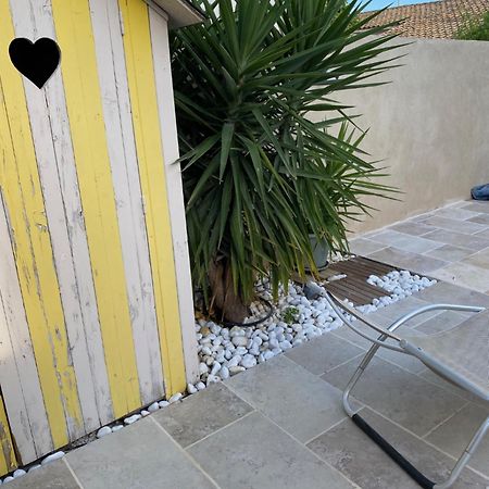Superbe appartement, à proximité du centre d'Arles Exterior foto