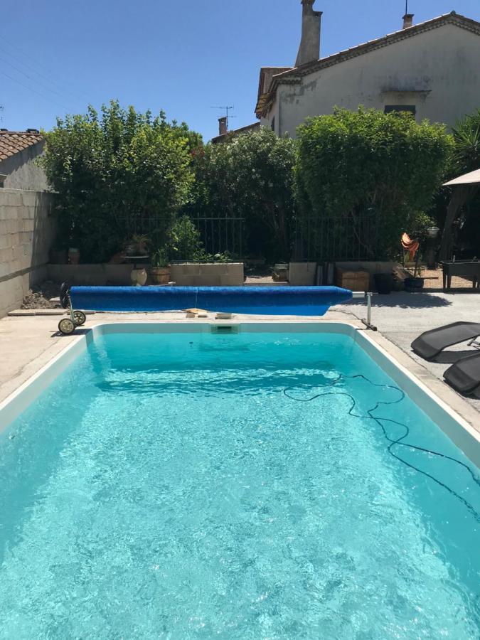 Superbe appartement, à proximité du centre d'Arles Exterior foto